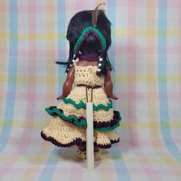 Vintage Native indigenous doll Regal Toy Canada open close eyes crochet dress - Picture 3 of 5